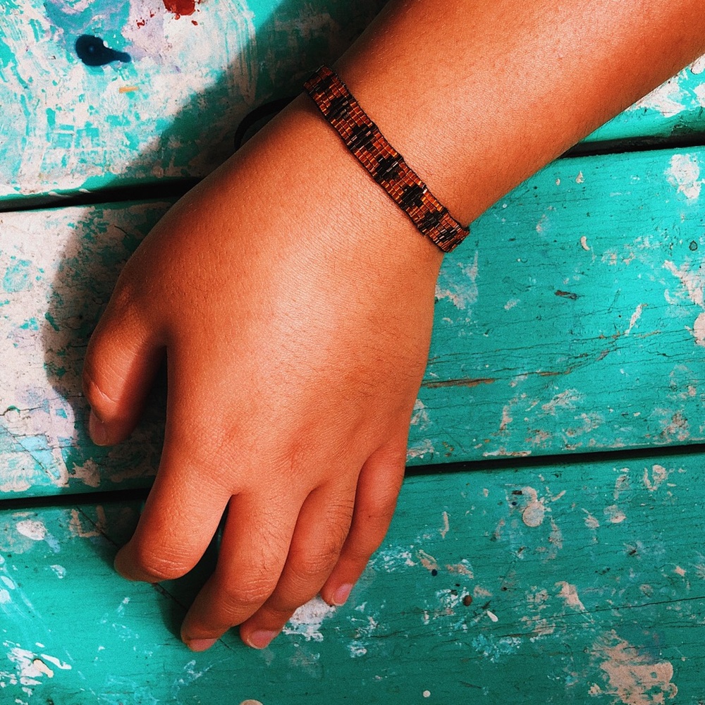 URBAN OUTFITTERS | Beaded Adjustable Bracelet - Picture 2 of 4